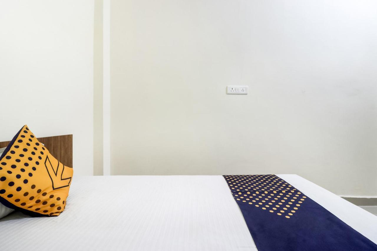 Oyo 40073 Yash Homestay Samarda Kaliāsot Dış mekan fotoğraf