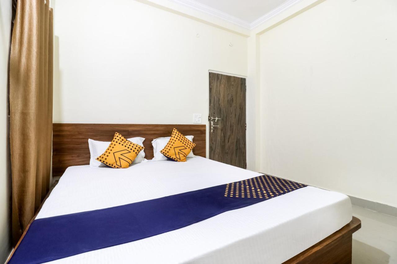 Oyo 40073 Yash Homestay Samarda Kaliāsot Dış mekan fotoğraf