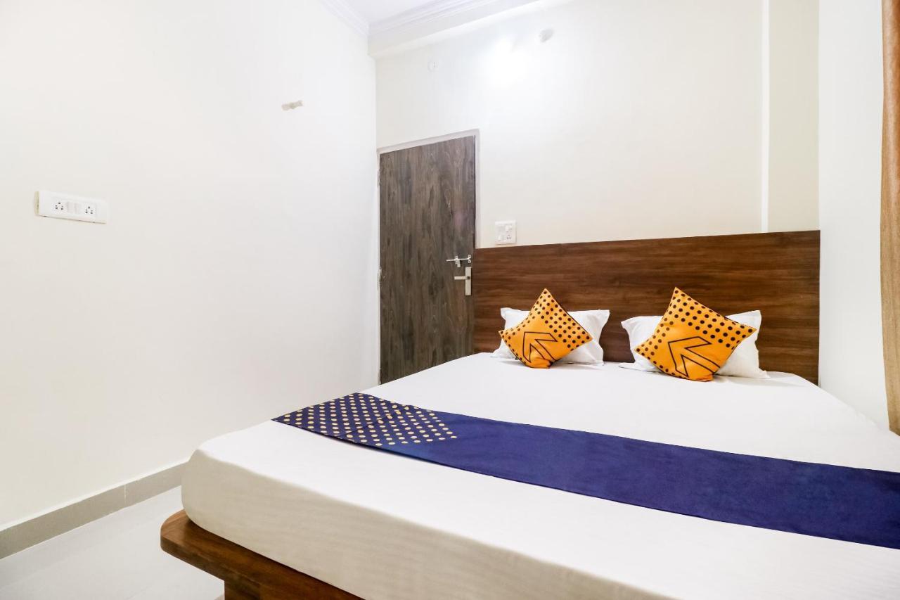 Oyo 40073 Yash Homestay Samarda Kaliāsot Dış mekan fotoğraf