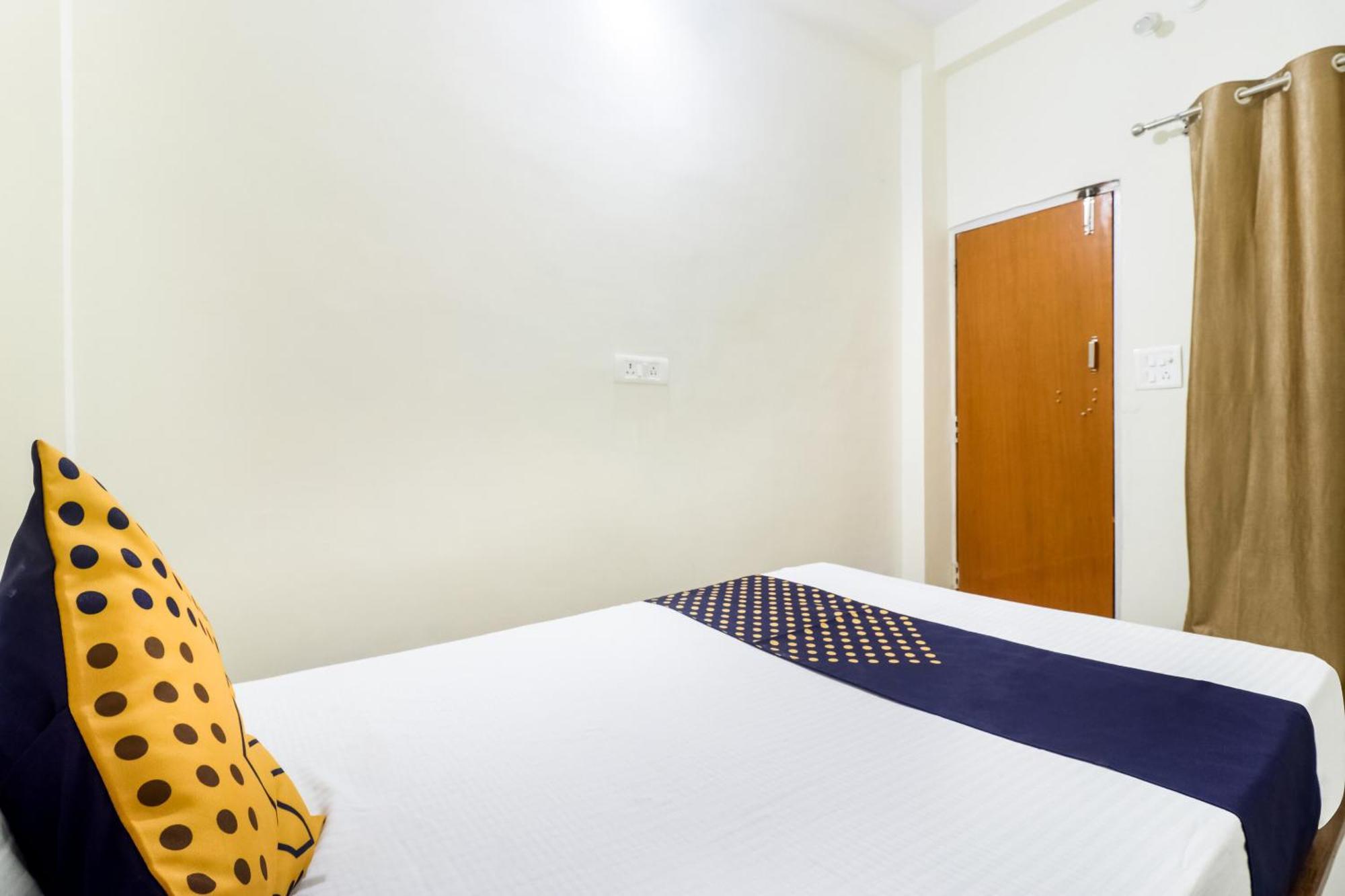 Oyo 40073 Yash Homestay Samarda Kaliāsot Dış mekan fotoğraf