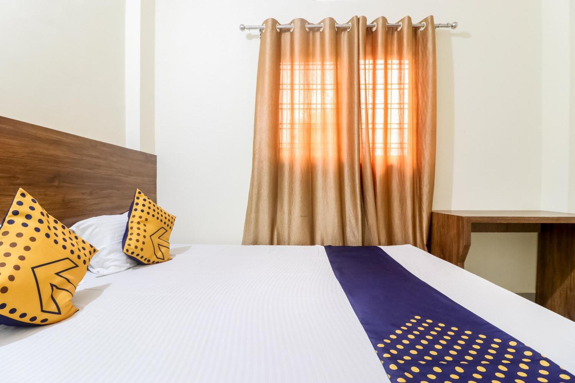 Oyo 40073 Yash Homestay Samarda Kaliāsot Dış mekan fotoğraf