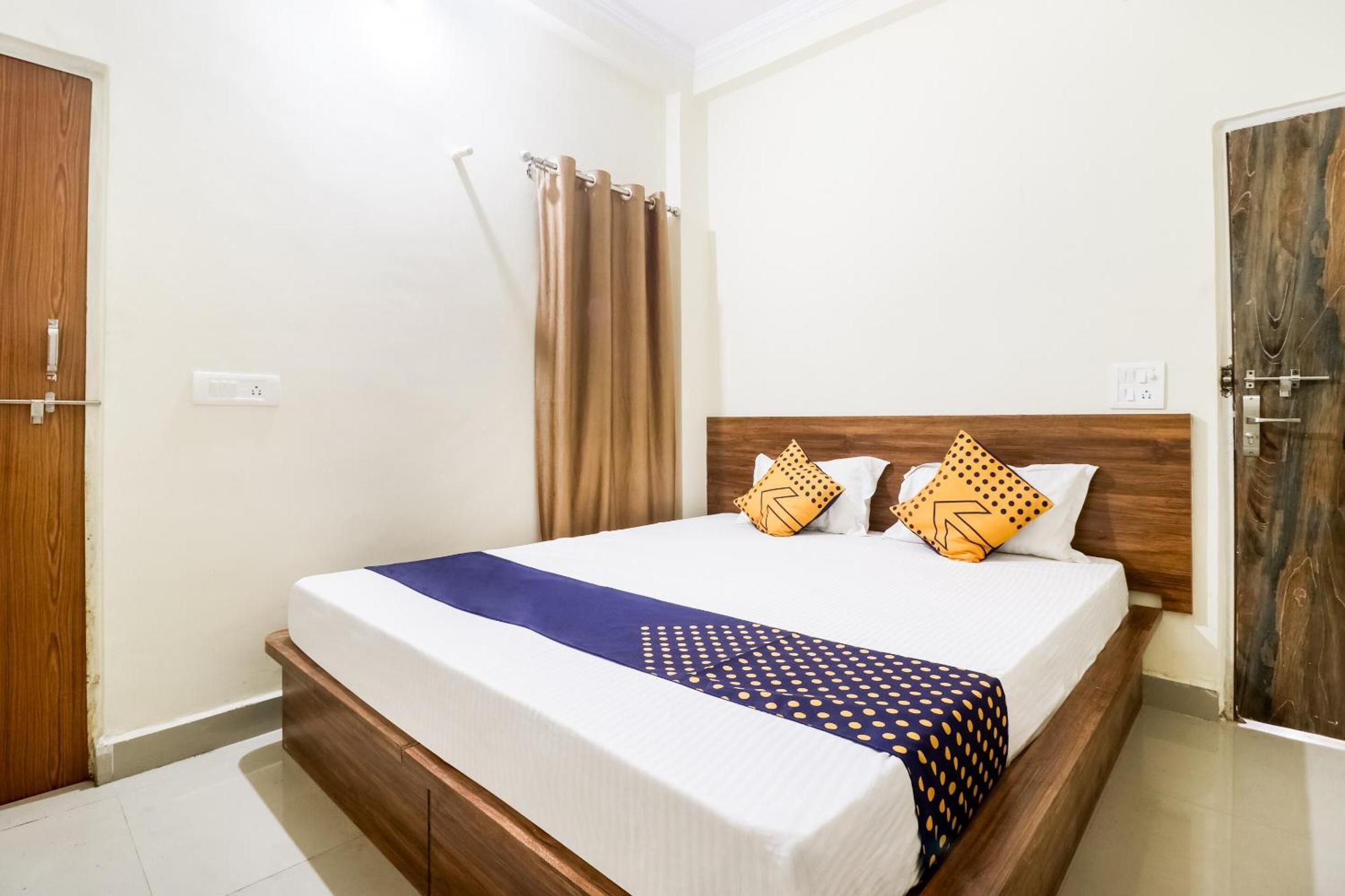 Oyo 40073 Yash Homestay Samarda Kaliāsot Dış mekan fotoğraf